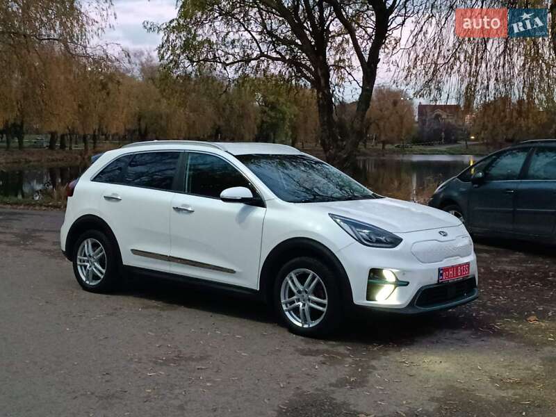 Внедорожник / Кроссовер Kia Niro 2019 в Ровно фото 16 Внедорожник / Кроссовер Kia Niro 2019 в Ровно