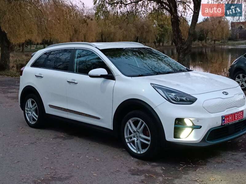Внедорожник / Кроссовер Kia Niro 2019 в Ровно фото 22 Внедорожник / Кроссовер Kia Niro 2019 в Ровно
