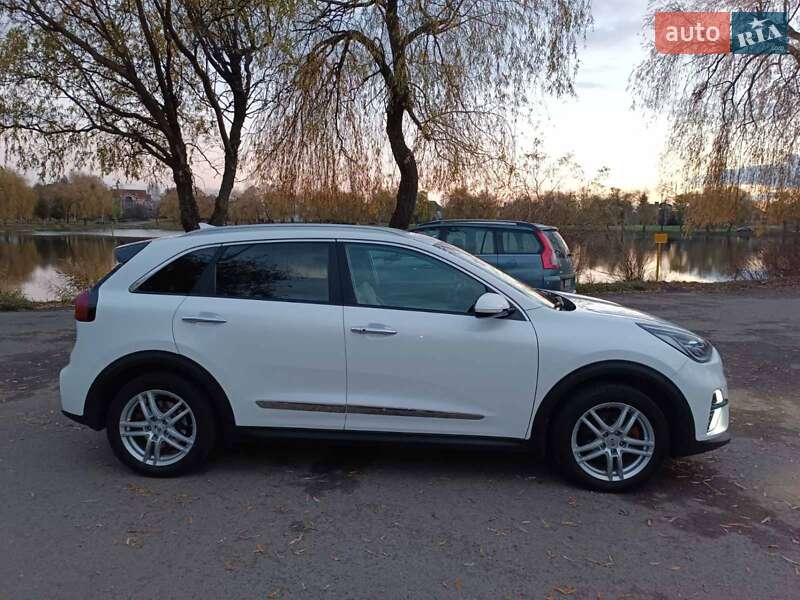 Внедорожник / Кроссовер Kia Niro 2019 в Ровно фото 33 Внедорожник / Кроссовер Kia Niro 2019 в Ровно