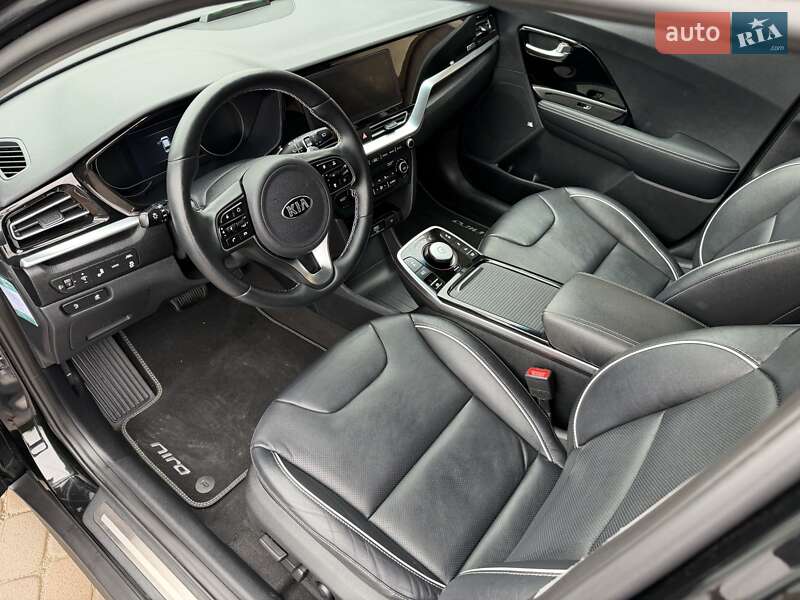 Внедорожник / Кроссовер Kia Niro 2020 в Черновцах