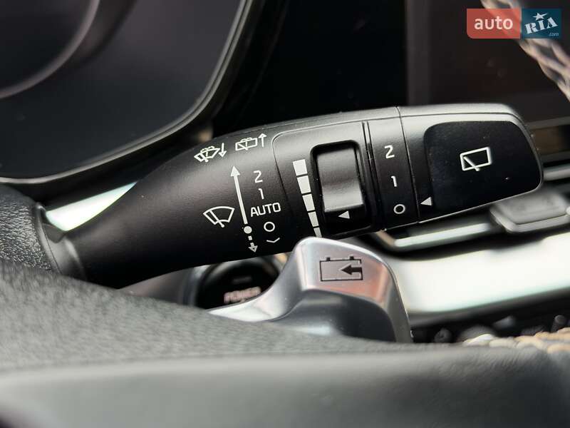 Внедорожник / Кроссовер Kia Niro 2020 в Черновцах