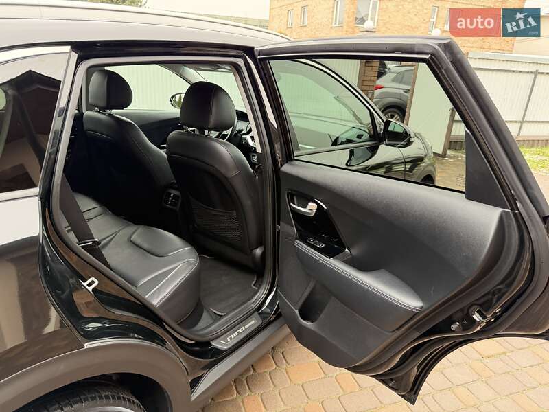 Внедорожник / Кроссовер Kia Niro 2020 в Черновцах