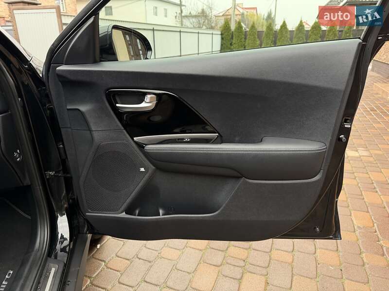 Внедорожник / Кроссовер Kia Niro 2020 в Черновцах