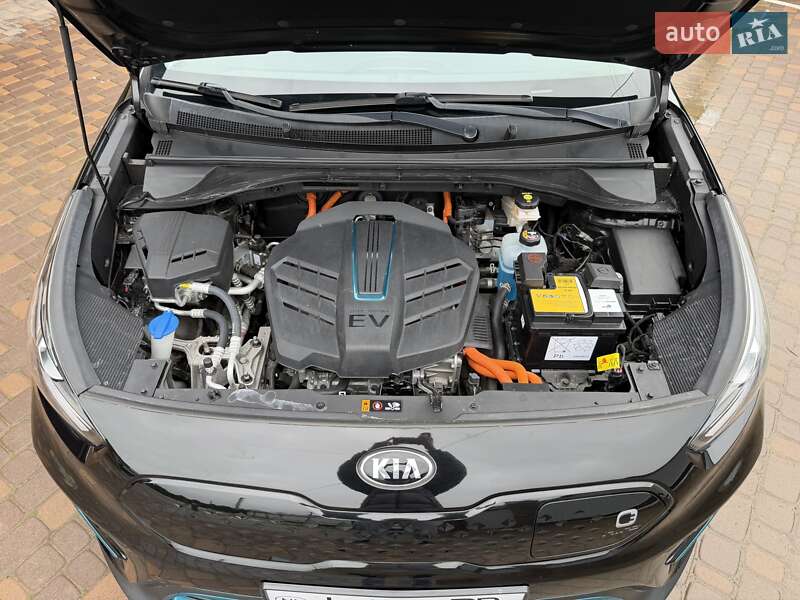 Внедорожник / Кроссовер Kia Niro 2020 в Черновцах