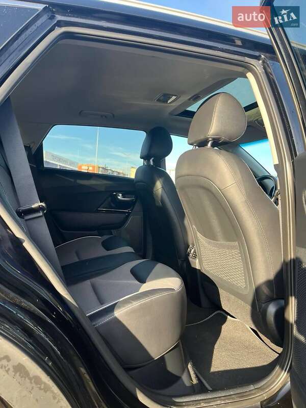 Внедорожник / Кроссовер Kia Niro 2022 в Ивано-Франковске