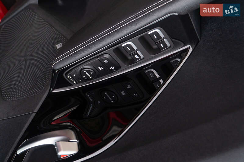 Внедорожник / Кроссовер Kia Niro 2021 в Самборе