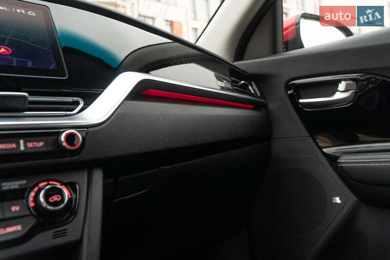 Внедорожник / Кроссовер Kia Niro 2021 в Самборе