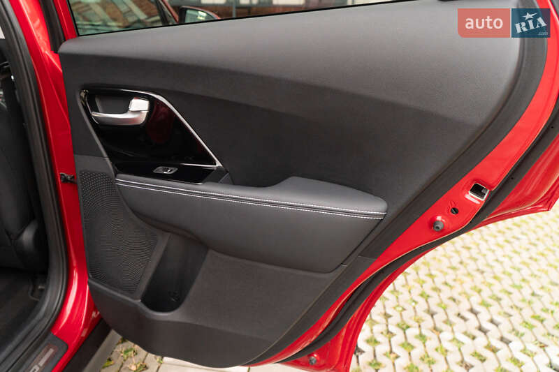 Внедорожник / Кроссовер Kia Niro 2021 в Самборе