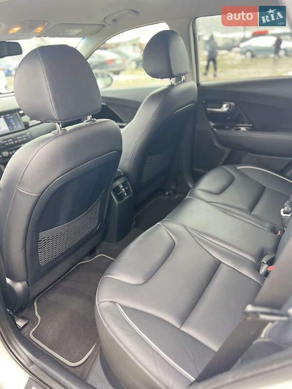 Позашляховик / Кросовер Kia Niro 2018 в Богородчанах фото 30 Позашляховик / Кросовер Kia Niro 2018 в Богородчанах