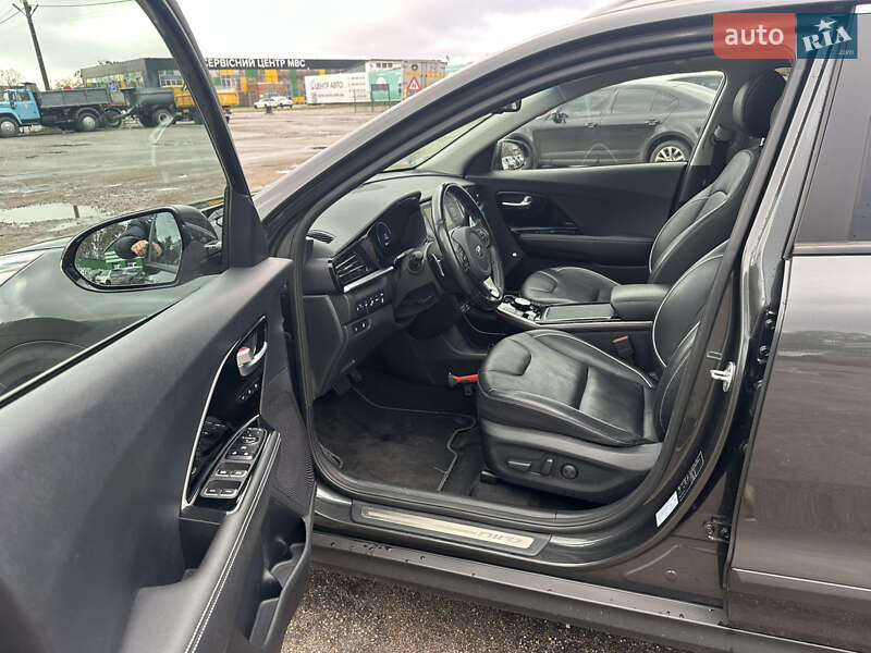 Внедорожник / Кроссовер Kia Niro 2021 в Киеве