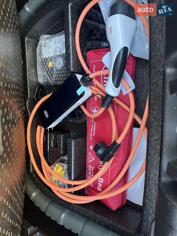 Внедорожник / Кроссовер Kia Niro 2020 в Львове