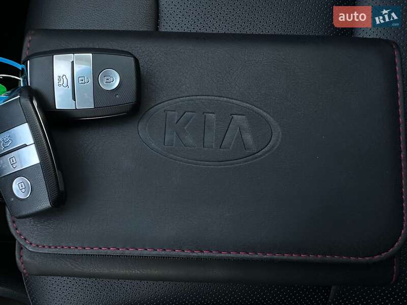 Внедорожник / Кроссовер Kia Niro 2020 в Львове