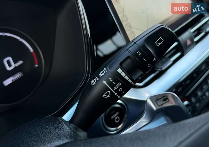 Внедорожник / Кроссовер Kia Niro 2020 в Львове