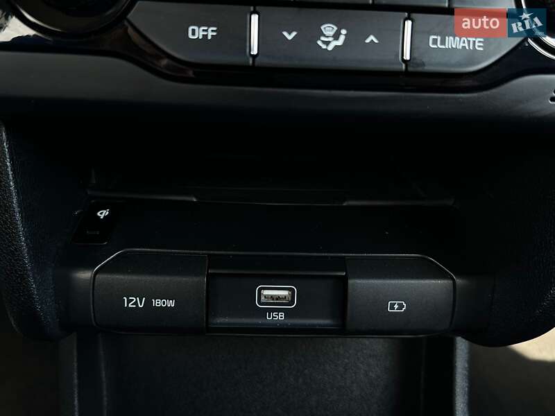 Внедорожник / Кроссовер Kia Niro 2020 в Львове