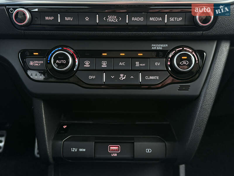 Внедорожник / Кроссовер Kia Niro 2021 в Львове