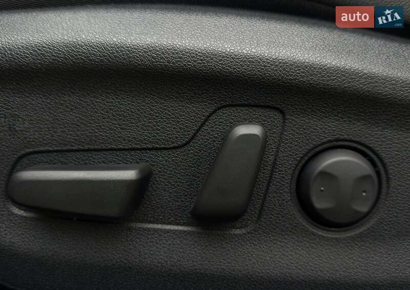 Позашляховик / Кросовер Kia Niro 2020 в Львові фото 3 Позашляховик / Кросовер Kia Niro 2020 в Львові