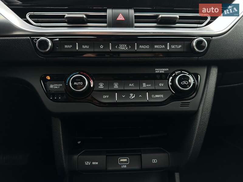 Позашляховик / Кросовер Kia Niro 2020 в Львові фото 12 Позашляховик / Кросовер Kia Niro 2020 в Львові