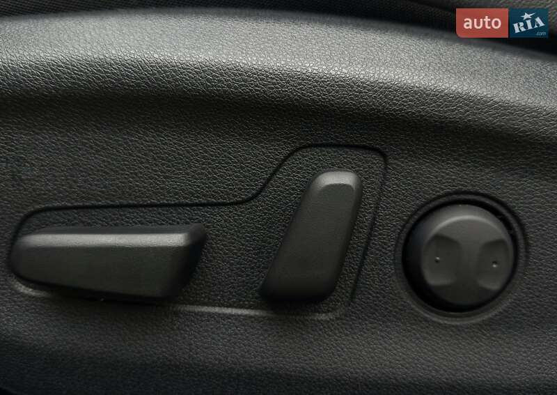 Позашляховик / Кросовер Kia Niro 2020 в Львові фото 41 Позашляховик / Кросовер Kia Niro 2020 в Львові