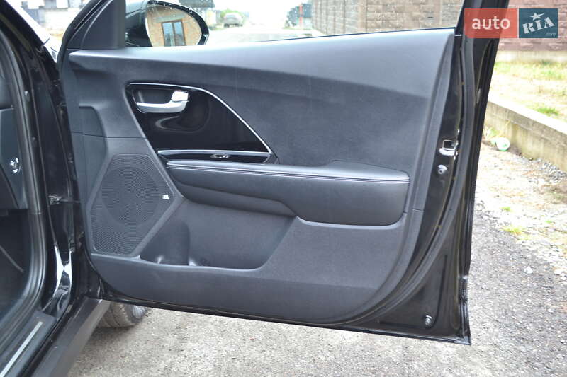 Внедорожник / Кроссовер Kia Niro 2020 в Ровно