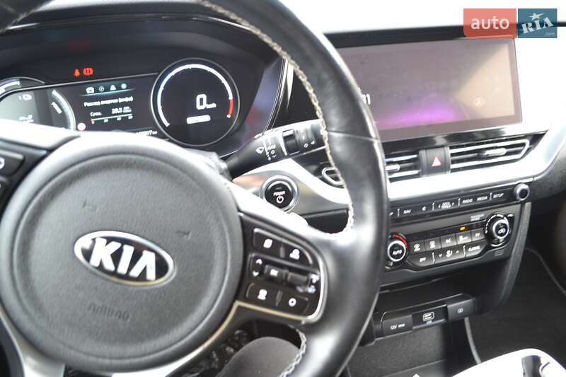 Внедорожник / Кроссовер Kia Niro 2020 в Ровно