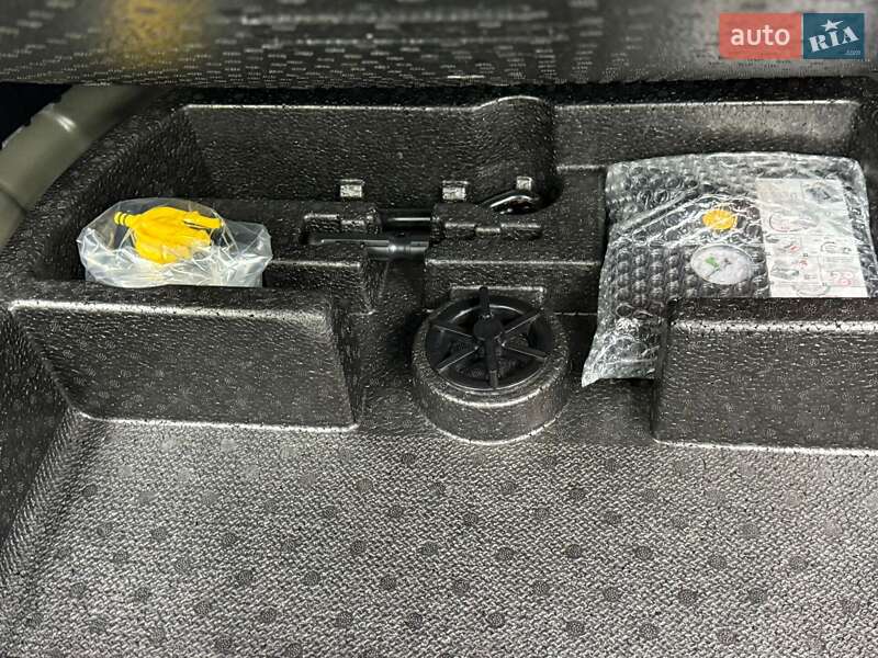 Внедорожник / Кроссовер Kia Niro 2020 в Луцке