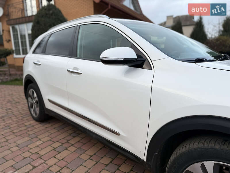 Внедорожник / Кроссовер Kia Niro 2020 в Прилуках