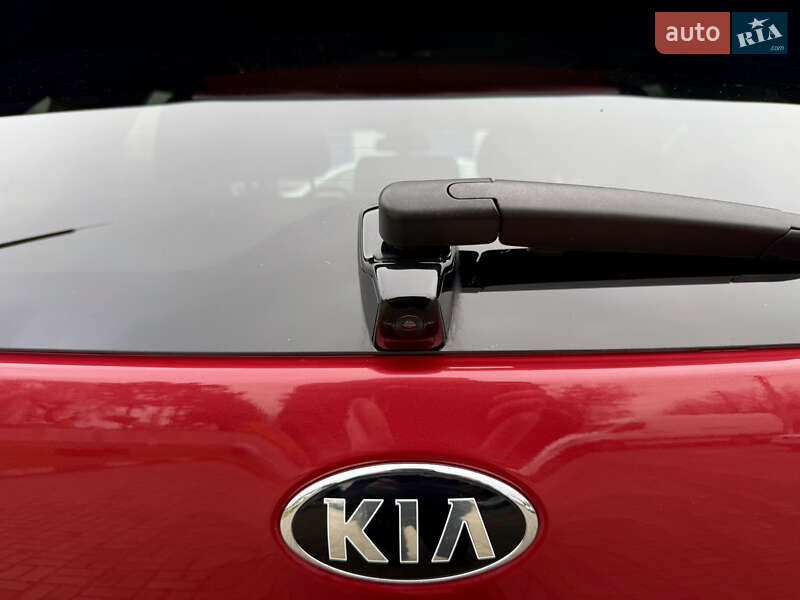 Внедорожник / Кроссовер Kia Niro 2020 в Тернополе