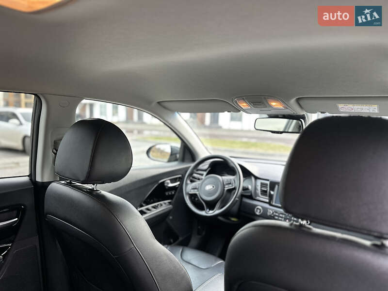 Внедорожник / Кроссовер Kia Niro 2019 в Ровно фото 48 Внедорожник / Кроссовер Kia Niro 2019 в Ровно
