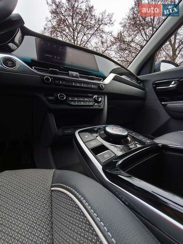 Позашляховик / Кросовер Kia Niro 2020 в Луцьку