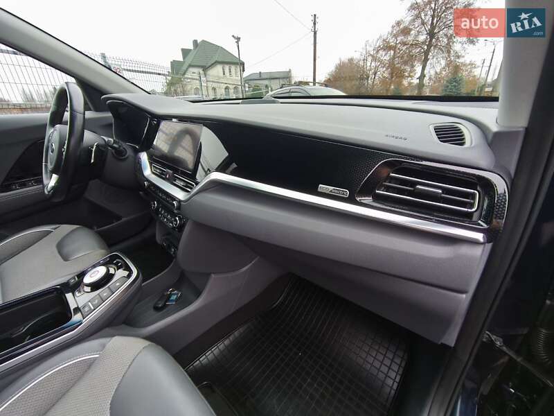Позашляховик / Кросовер Kia Niro 2020 в Луцьку