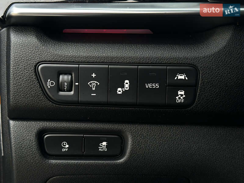 Позашляховик / Кросовер Kia Niro 2020 в Рівному