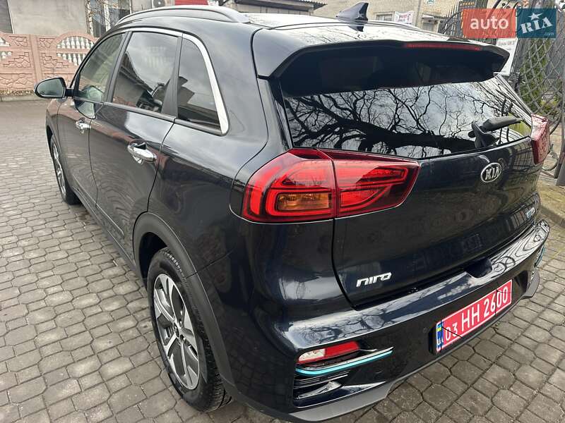Внедорожник / Кроссовер Kia Niro 2020 в Луцке фото 4 Внедорожник / Кроссовер Kia Niro 2020 в Луцке