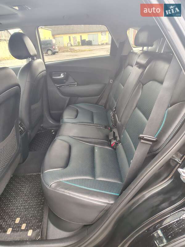 Внедорожник / Кроссовер Kia Niro 2020 в Дубно