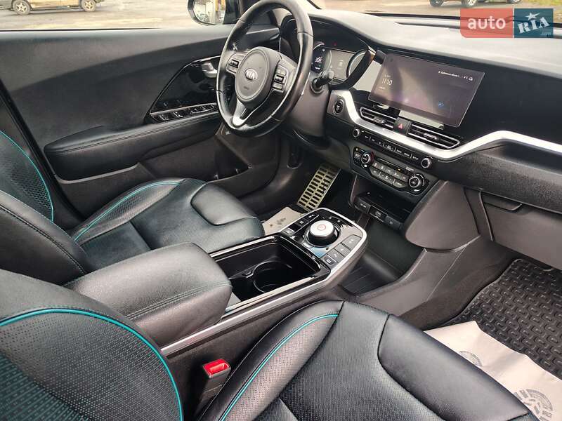 Внедорожник / Кроссовер Kia Niro 2020 в Дубно