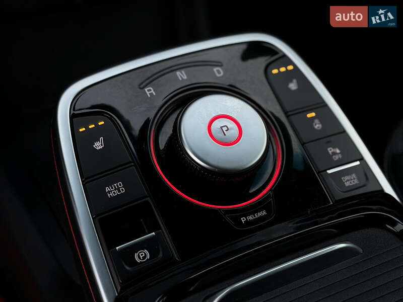 Позашляховик / Кросовер Kia Niro 2020 в Дубні