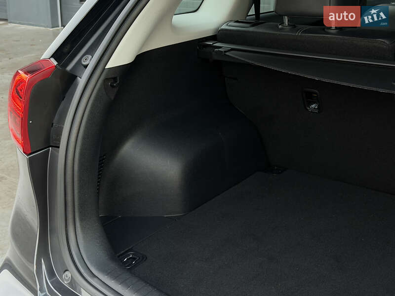 Позашляховик / Кросовер Kia Niro 2020 в Дубні