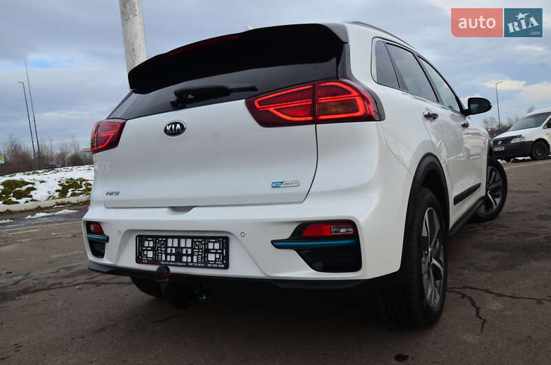 Внедорожник / Кроссовер Kia Niro 2021 в Дрогобыче