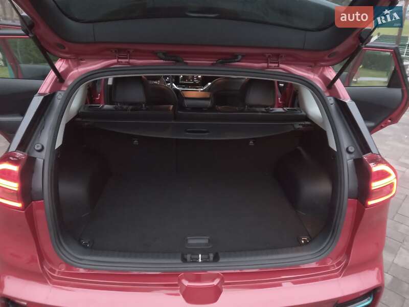 Внедорожник / Кроссовер Kia Niro 2020 в Ирпене