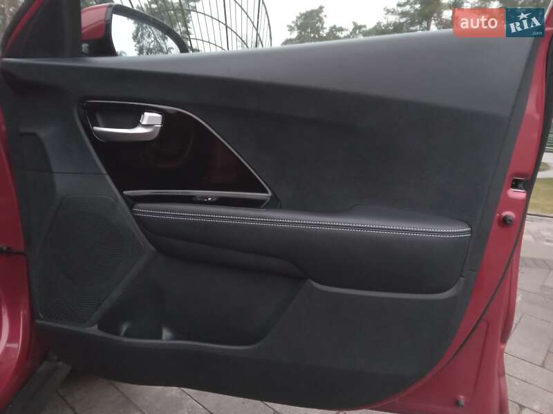 Внедорожник / Кроссовер Kia Niro 2020 в Ирпене