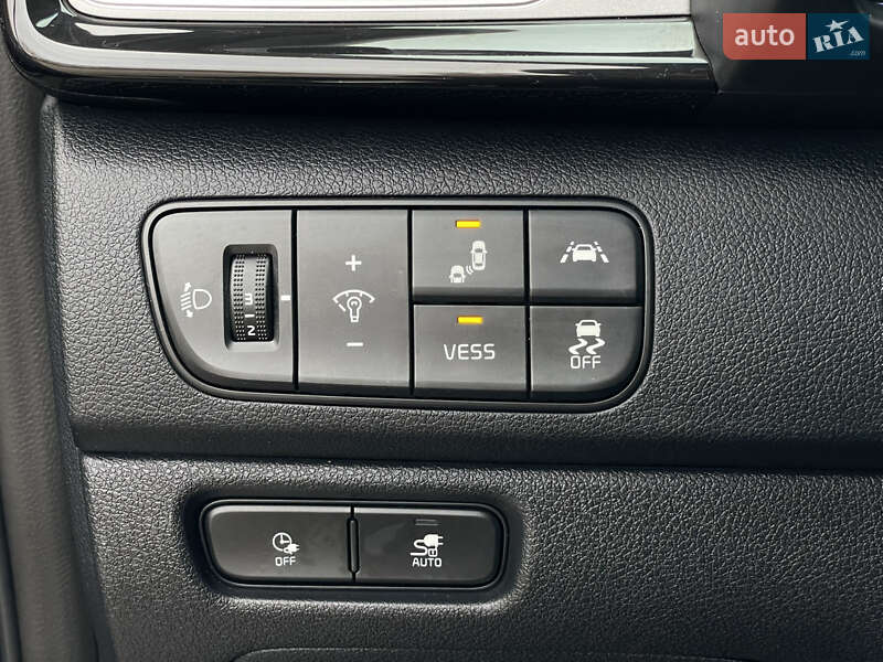 Внедорожник / Кроссовер Kia Niro 2019 в Бердичеве