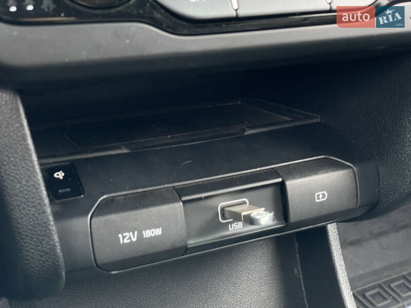 Внедорожник / Кроссовер Kia Niro 2019 в Бердичеве