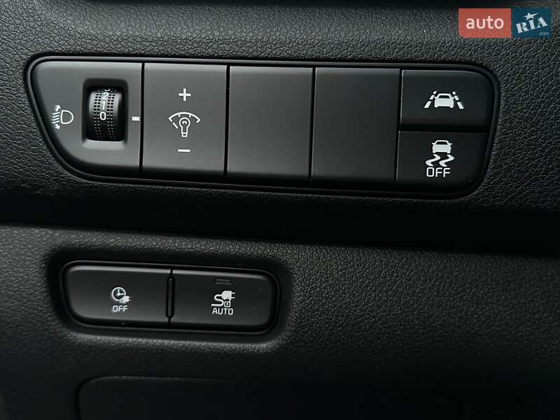 Внедорожник / Кроссовер Kia Niro 2022 в Львове