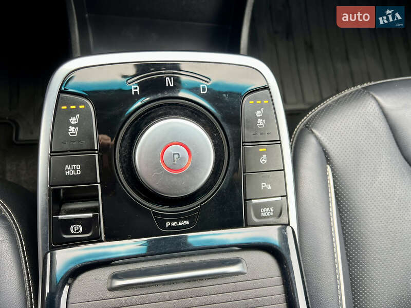 Внедорожник / Кроссовер Kia Niro 2019 в Ровно