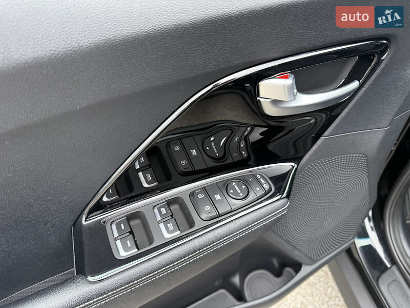 Внедорожник / Кроссовер Kia Niro 2021 в Львове