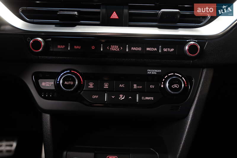 Внедорожник / Кроссовер Kia Niro 2020 в Луцке