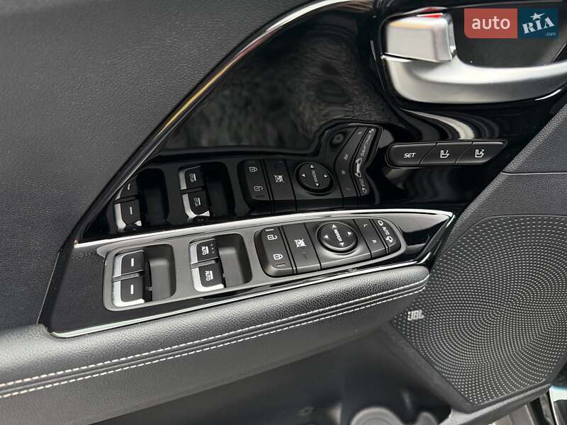 Внедорожник / Кроссовер Kia Niro 2020 в Стрые