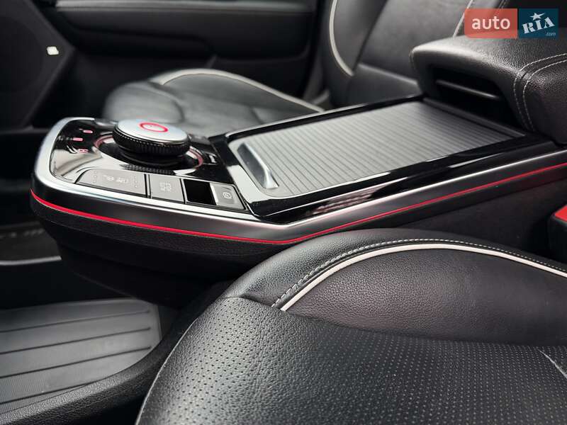 Внедорожник / Кроссовер Kia Niro 2020 в Стрые