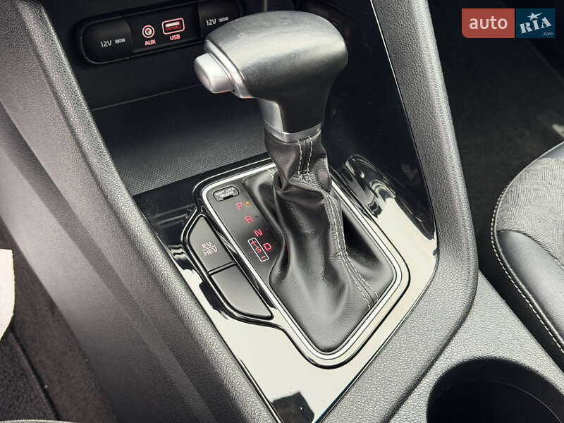 Внедорожник / Кроссовер Kia Niro 2018 в Виннице