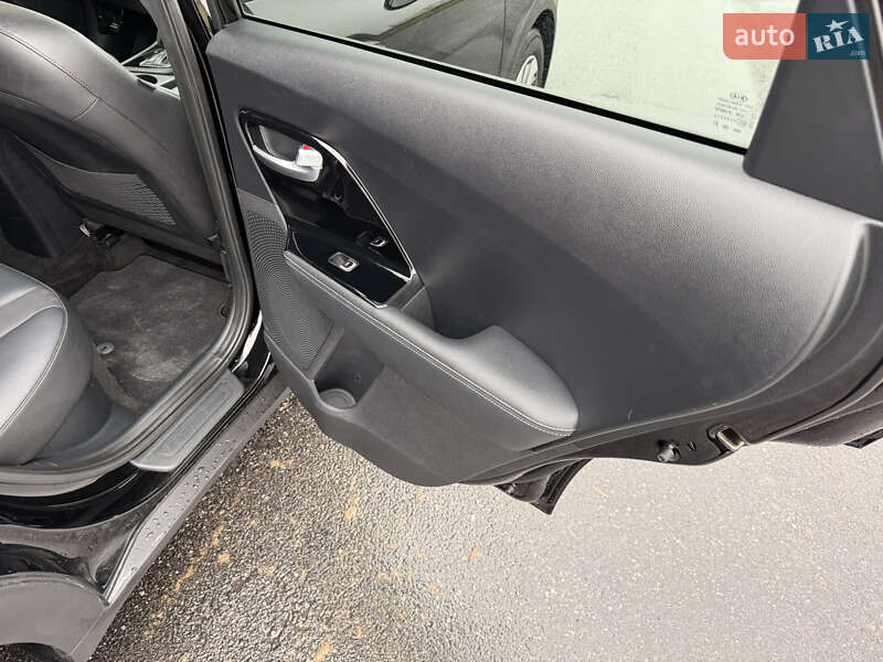 Внедорожник / Кроссовер Kia Niro 2018 в Виннице