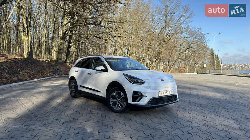 Позашляховик / Кросовер Kia Niro 2020 в Тернополі